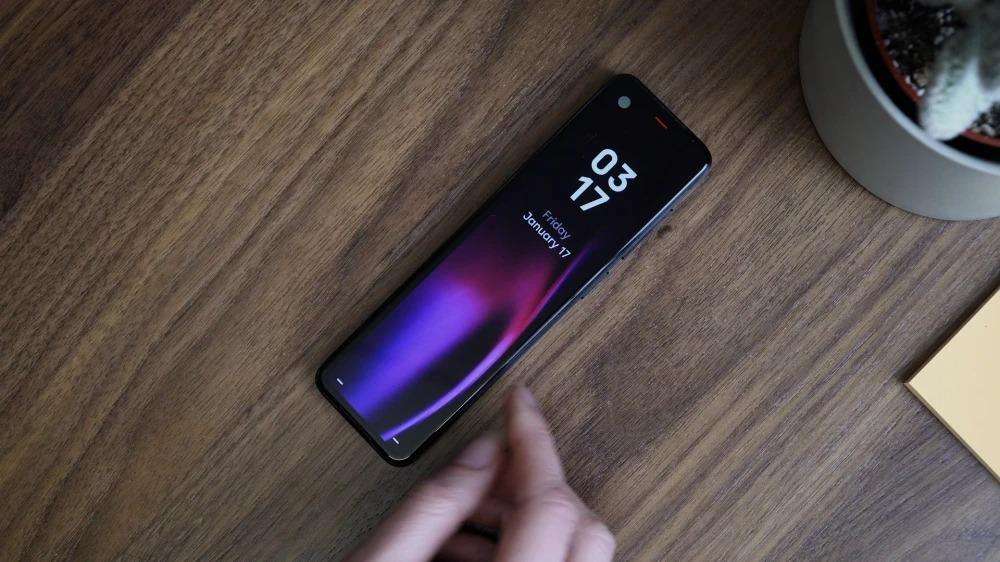 Essential Gem گوشی